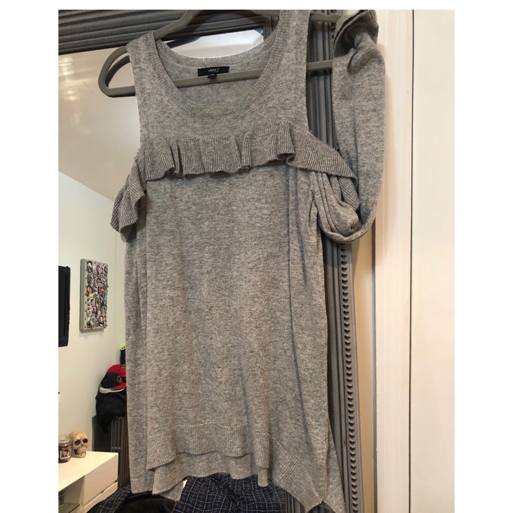 PEEK A BOO sweatshirt